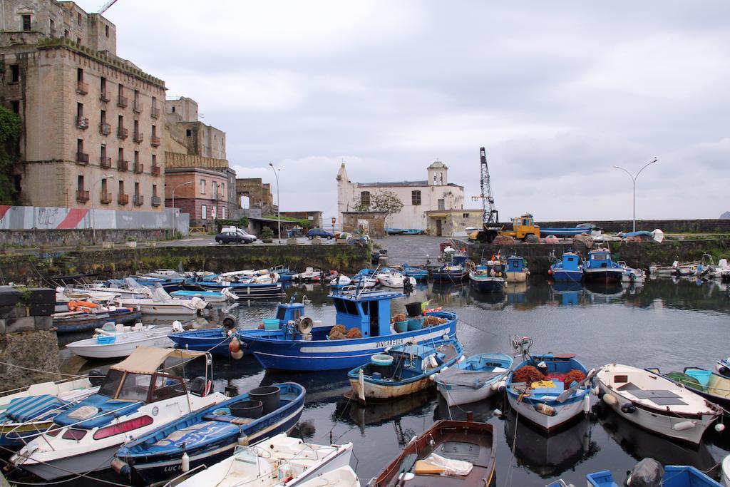 B&B Darsena Pozzuoli Ngoại thất bức ảnh